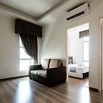 E-Red Hotel Melaka